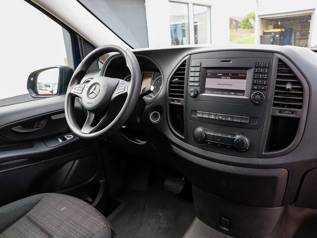 MERCEDES-BENZ Vito 114 TourerPro,Allrad,Automatik,8Sitzer - Патничко комбе: слика 4 MERCEDES-BENZ Vito 114 TourerPro,Allrad,Automatik,8Sitzer - Патничко комбе: слика 4