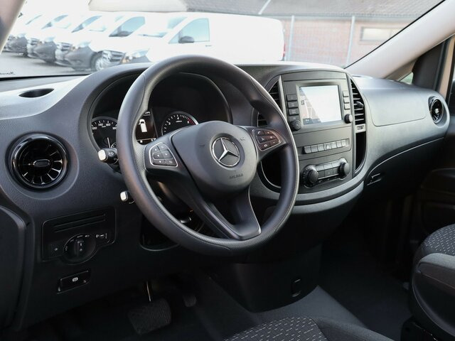 MERCEDES-BENZ Vito 114 TourerPro,Extralang,8Sitzer,Automatik... - Минибус, Патничко комбе: слика 5 MERCEDES-BENZ Vito 114 TourerPro,Extralang,8Sitzer,Automatik... - Минибус, Патничко комбе: слика 5