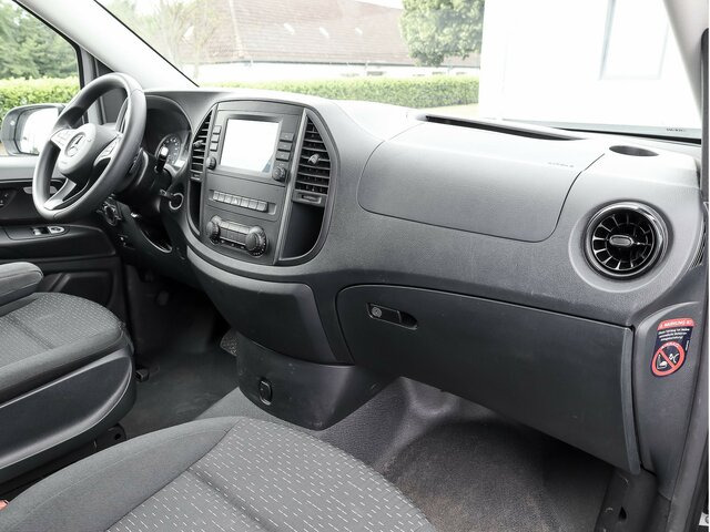 MERCEDES-BENZ Vito 114 TourerPro,Extralang,AMF Rollstuhlrampe - Минибус, Патничко комбе: слика 4 MERCEDES-BENZ Vito 114 TourerPro,Extralang,AMF Rollstuhlrampe - Минибус, Патничко комбе: слика 4