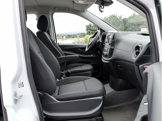 MERCEDES-BENZ Vito 114 TourerPro,Extralang,AMF Rollstuhlrampe - Минибус, Патничко комбе: слика 3 MERCEDES-BENZ Vito 114 TourerPro,Extralang,AMF Rollstuhlrampe - Минибус, Патничко комбе: слика 3