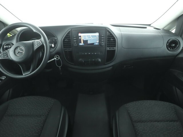 MERCEDES-BENZ Vito 114 TourerPro,lang,Automatik,8Sitze,Kamera... - Минибус, Патничко комбе: слика 2 MERCEDES-BENZ Vito 114 TourerPro,lang,Automatik,8Sitze,Kamera... - Минибус, Патничко комбе: слика 2