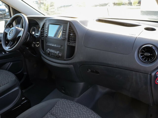 MERCEDES-BENZ Vito 114 TourerPro,lang,Automatik,8Sitze,Kamera... - Минибус, Патничко комбе: слика 4 MERCEDES-BENZ Vito 114 TourerPro,lang,Automatik,8Sitze,Kamera... - Минибус, Патничко комбе: слика 4