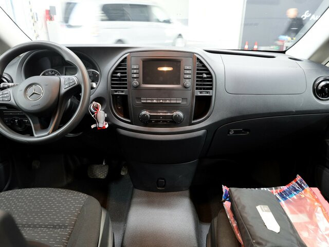 MERCEDES-BENZ Vito 114 TourerPro,lang,Automatik,8Sitze,Kamera... - Минибус, Патничко комбе: слика 2 MERCEDES-BENZ Vito 114 TourerPro,lang,Automatik,8Sitze,Kamera... - Минибус, Патничко комбе: слика 2
