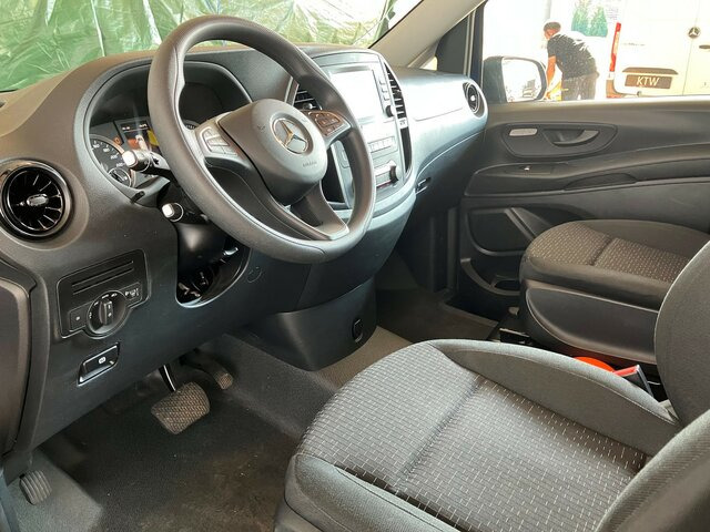 MERCEDES-BENZ Vito 114 TourerPro,lang,Automatik,8Sitze,Kamera - Минибус, Патничко комбе: слика 4 MERCEDES-BENZ Vito 114 TourerPro,lang,Automatik,8Sitze,Kamera - Минибус, Патничко комбе: слика 4