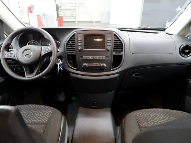 MERCEDES-BENZ Vito 114 TourerPro,lang,Automatik,8Sitze,Kamera... - Минибус, Патничко комбе: слика 2 MERCEDES-BENZ Vito 114 TourerPro,lang,Automatik,8Sitze,Kamera... - Минибус, Патничко комбе: слика 2