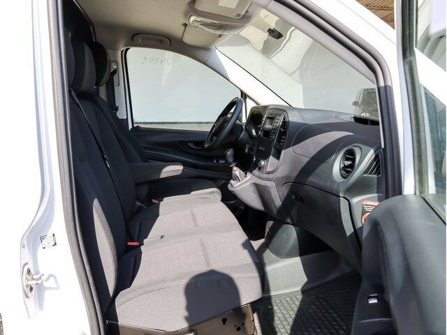 MERCEDES-BENZ Vito 114CDI KA Extralang ,Klima,SortimoRegal - Патничко комбе: слика 5 MERCEDES-BENZ Vito 114CDI KA Extralang ,Klima,SortimoRegal - Патничко комбе: слика 5