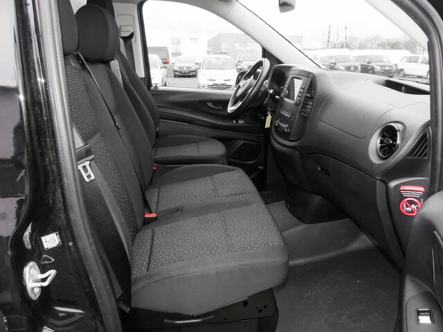 MERCEDES-BENZ Vito 116CDI lang,TourerPro,2Klima,9Sitze,Kamera - Минибус, Патничко комбе: слика 3 MERCEDES-BENZ Vito 116CDI lang,TourerPro,2Klima,9Sitze,Kamera - Минибус, Патничко комбе: слика 3