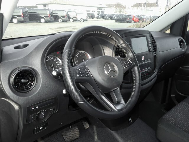 MERCEDES-BENZ Vito 116TourerPro ,Extralang,2xKlima,Kamera,AHK - Патничко комбе: слика 5 MERCEDES-BENZ Vito 116TourerPro ,Extralang,2xKlima,Kamera,AHK - Патничко комбе: слика 5
