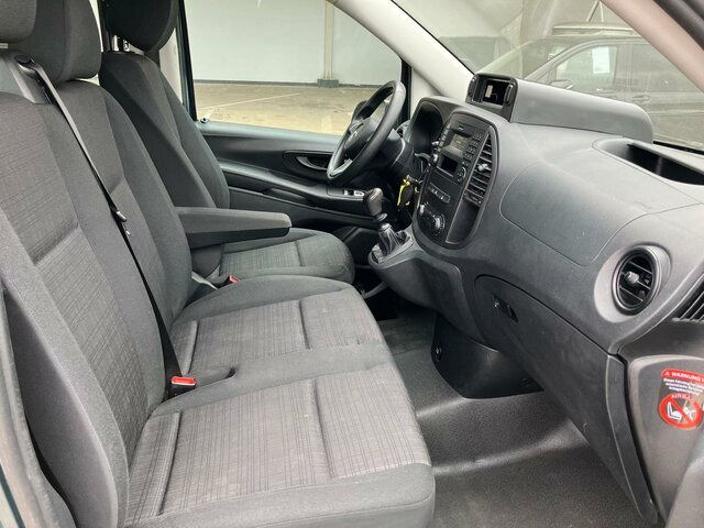 MERCEDES-BENZ Vito114 Mixto Extralang,Klima,Tempomat,Standhzg - Минибус, Патничко комбе: слика 3 MERCEDES-BENZ Vito114 Mixto Extralang,Klima,Tempomat,Standhzg - Минибус, Патничко комбе: слика 3