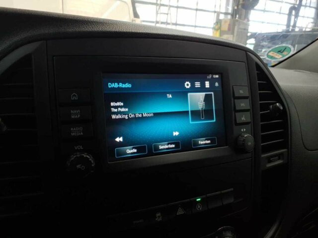 MERCEDES-BENZ Vito116CDI KA Extralang,Automatik,Klima,Kamera... - Мало комбе: слика 4 MERCEDES-BENZ Vito116CDI KA Extralang,Automatik,Klima,Kamera... - Мало комбе: слика 4