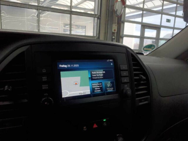 MERCEDES-BENZ Vito116CDI KA Extralang,Klima,Kamera,Tempomat... - Мало комбе: слика 4 MERCEDES-BENZ Vito116CDI KA Extralang,Klima,Kamera,Tempomat... - Мало комбе: слика 4