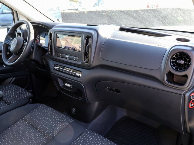 MERCEDES-BENZ Vito116CDI KA lang,Automatik,Klima,Tempomat... - Мало комбе: слика 4 MERCEDES-BENZ Vito116CDI KA lang,Automatik,Klima,Tempomat... - Мало комбе: слика 4