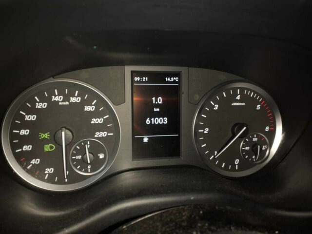 MERCEDES-BENZ Vito116CDI KA lang,Kamera,Klima,Tempomat... - Мало комбе: слика 5 MERCEDES-BENZ Vito116CDI KA lang,Kamera,Klima,Tempomat... - Мало комбе: слика 5