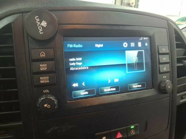 MERCEDES-BENZ Vito116CDI KA lang,Kamera,Klima,Tempomat... - Мало комбе: слика 4 MERCEDES-BENZ Vito116CDI KA lang,Kamera,Klima,Tempomat... - Мало комбе: слика 4