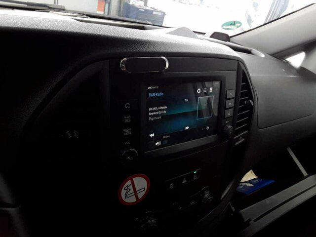 MERCEDES-BENZ Vito116CDI KA lang,Kamera,Klima,Tempomat... - Мало комбе: слика 4 MERCEDES-BENZ Vito116CDI KA lang,Kamera,Klima,Tempomat... - Мало комбе: слика 4