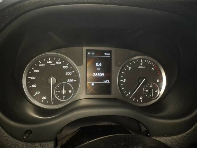 MERCEDES-BENZ Vito116CDI KA lang,Kamera,Klima,Tempomat... - Мало комбе: слика 2 MERCEDES-BENZ Vito116CDI KA lang,Kamera,Klima,Tempomat... - Мало комбе: слика 2