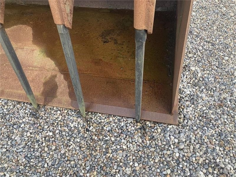 Kirk SILOSKOVL MED VOLVOBESLAG - Опрема за силос: слика 3 Kirk SILOSKOVL MED VOLVOBESLAG - Опрема за силос: слика 3