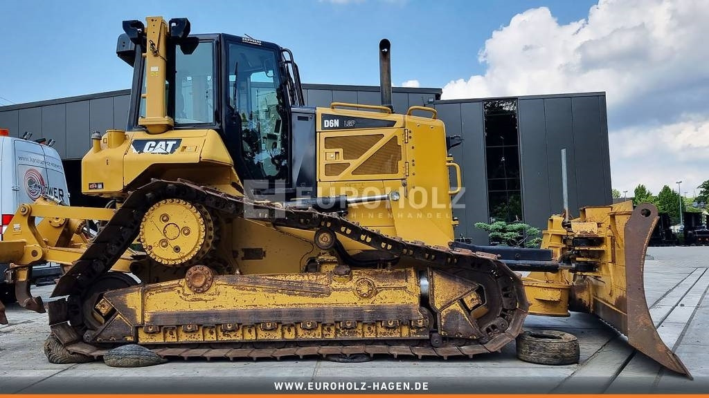 CAT D6N T4 LGP Ripper hydraulische 6-Wege-Verstellung - Булдожер: слика 3 CAT D6N T4 LGP Ripper hydraulische 6-Wege-Verstellung - Булдожер: слика 3