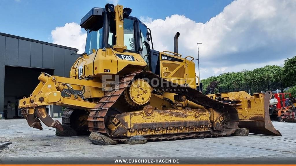 CAT D6N T4 LGP Ripper hydraulische 6-Wege-Verstellung - Булдожер: слика 4 CAT D6N T4 LGP Ripper hydraulische 6-Wege-Verstellung - Булдожер: слика 4