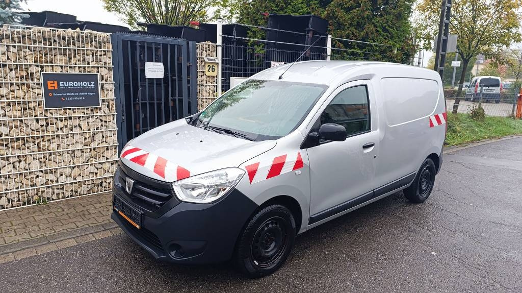 Dacia Dokker Transporter, Kastenwagen mit Schubladen - Мало комбе: слика 1 Dacia Dokker Transporter, Kastenwagen mit Schubladen - Мало комбе: слика 1