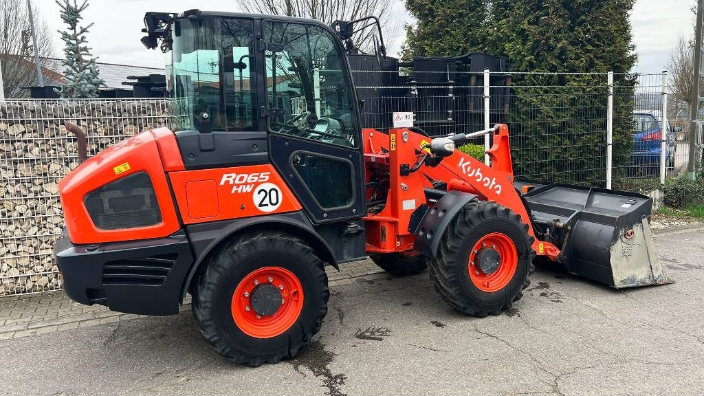 Натоварувач на тркала Kubota R 065, Radlader, hydr. Schnellwechsler, Schaufel: слика 16