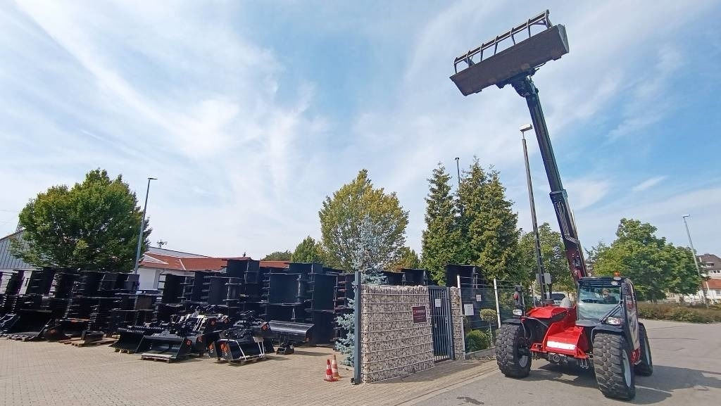 Manitou Teleskoplader 737, Allrad, 7 m und 3.7 t, Klima, - Телескопски ракувач: слика 4 Manitou Teleskoplader 737, Allrad, 7 m und 3.7 t, Klima, - Телескопски ракувач: слика 4