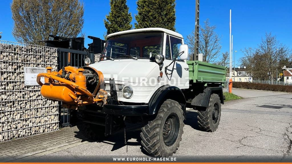 Unimog 406 Allrad Zapfwelle Luftkompressor Pritsche AHK - Камион со кабинска шасија: слика 1 Unimog 406 Allrad Zapfwelle Luftkompressor Pritsche AHK - Камион со кабинска шасија: слика 1