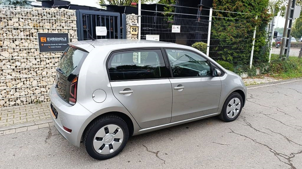 Volkswagen Up 1.0, nur 62tkm, 1. Hand, scheckheftgepflegt  - Автомобил: слика 5 Volkswagen Up 1.0, nur 62tkm, 1. Hand, scheckheftgepflegt  - Автомобил: слика 5