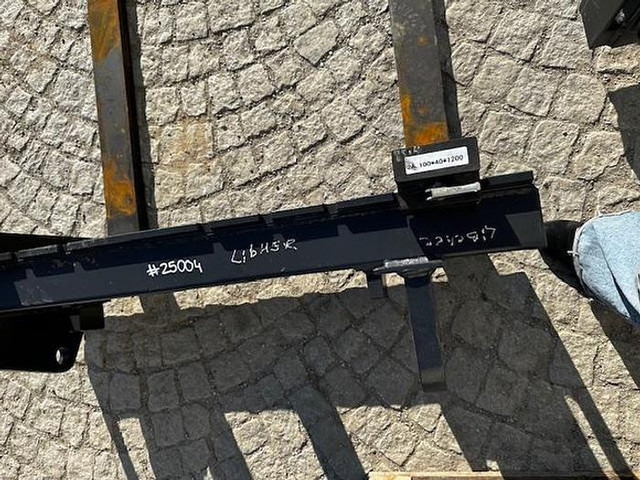 Big Palettengabel 120cm mit Liebherr 506 Aufnahme - Вилушка за Опрема за ракување со материјали: слика 3 Big Palettengabel 120cm mit Liebherr 506 Aufnahme - Вилушка за Опрема за ракување со материјали: слика 3