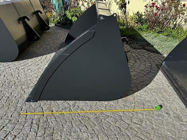 Big Volumenschaufel 240 cm mit Weidemann Aufnahme - Корпа: слика 2 Big Volumenschaufel 240 cm mit Weidemann Aufnahme - Корпа: слика 2