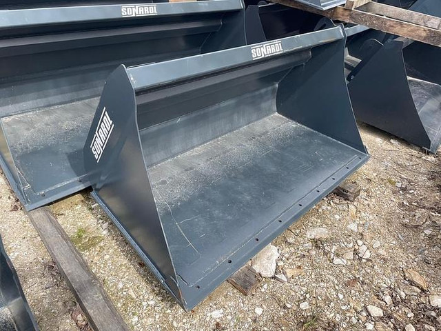 Sonarol Schwergutschaufel 180 cm mit Bobcat 114 cm Aufnahme - Корпа: слика 1 Sonarol Schwergutschaufel 180 cm mit Bobcat 114 cm Aufnahme - Корпа: слика 1