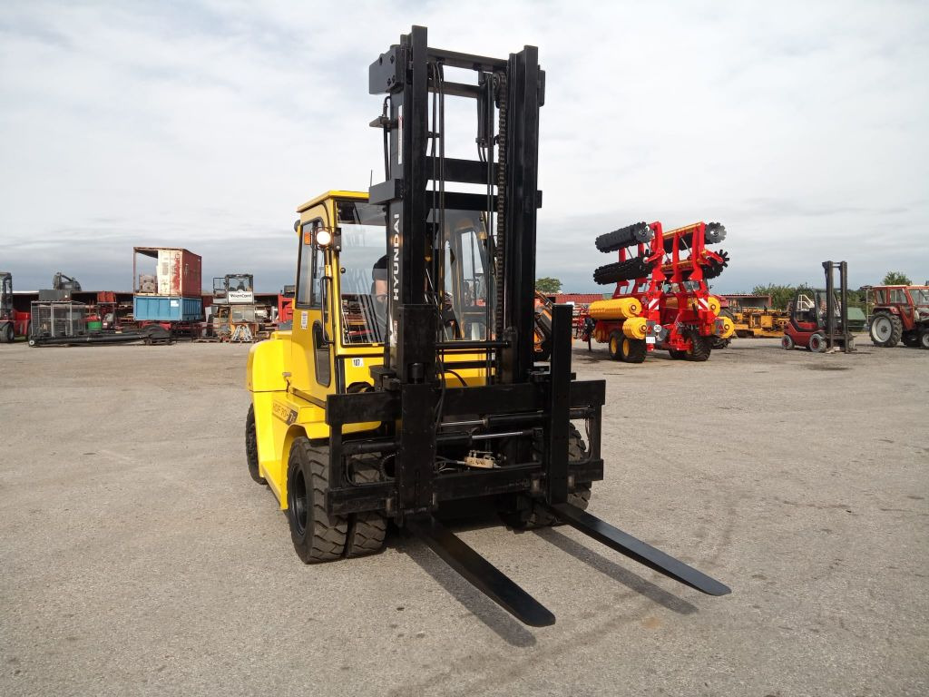 Hyundai HDF70-7 - Дизел вилушкар: слика 4 Hyundai HDF70-7 - Дизел вилушкар: слика 4