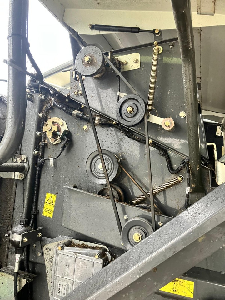 CLAAS Rollant 454 - Превртувачка опрема: слика 1 CLAAS Rollant 454 - Превртувачка опрема: слика 1