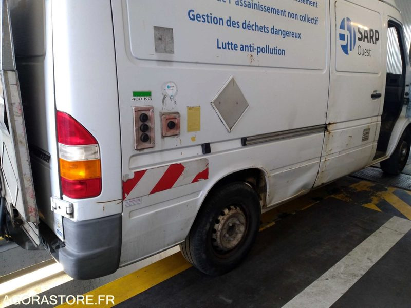 334-AFA-49 /Mercedes Sprinter avec Hayon Hydraulique - Товарно комбе: слика 3 334-AFA-49 /Mercedes Sprinter avec Hayon Hydraulique - Товарно комбе: слика 3