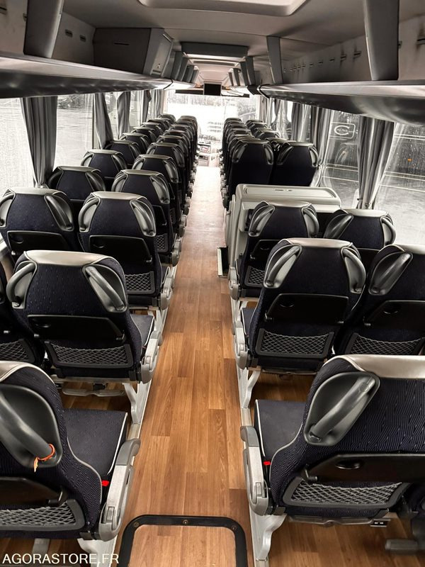 AUTOCAR MAN LIONS COACH R10 / 13M / 53+1+1+WC / 308 703KM - Патнички вагон автобус: слика 5 AUTOCAR MAN LIONS COACH R10 / 13M / 53+1+1+WC / 308 703KM - Патнички вагон автобус: слика 5