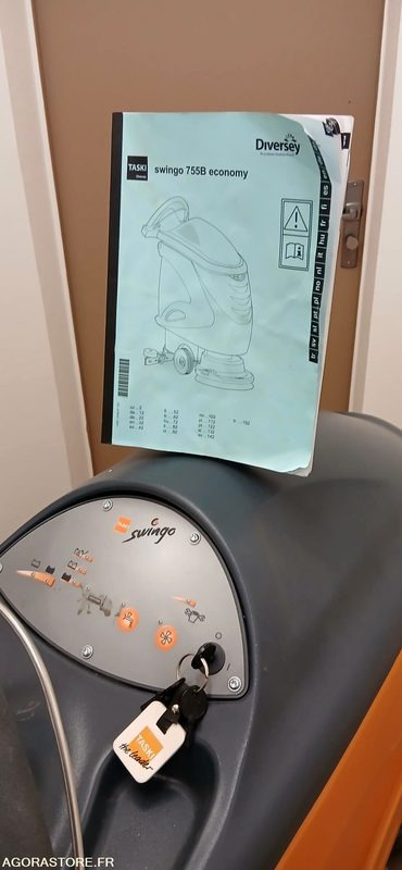 Autolaveuse - Машина за чистење подови: слика 1 Autolaveuse - Машина за чистење подови: слика 1