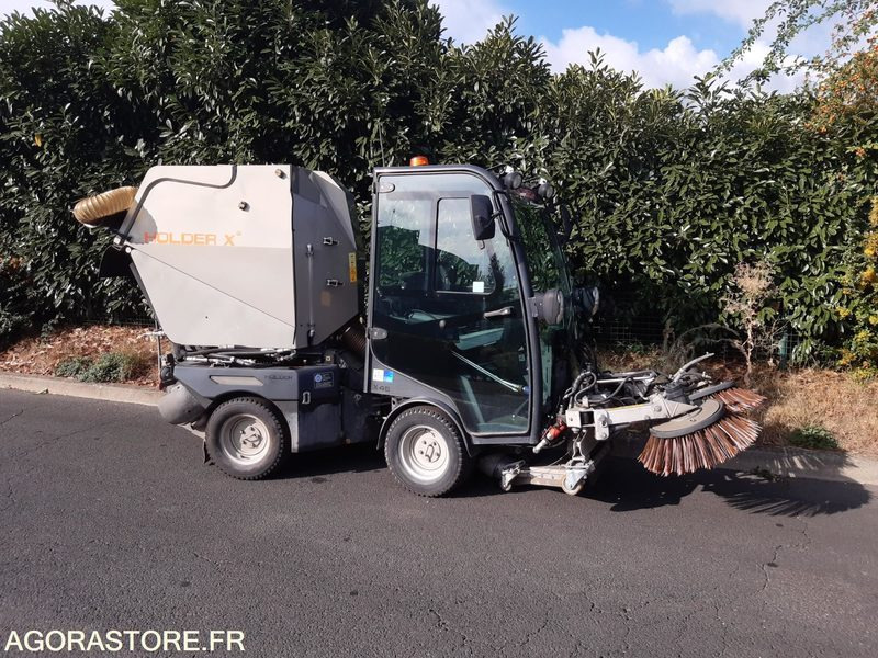 BALAYEUSE DE VOIRIE - HOLDER X45 - 2018 - 1500 HEURES - Возило за метење: слика 4 BALAYEUSE DE VOIRIE - HOLDER X45 - 2018 - 1500 HEURES - Возило за метење: слика 4