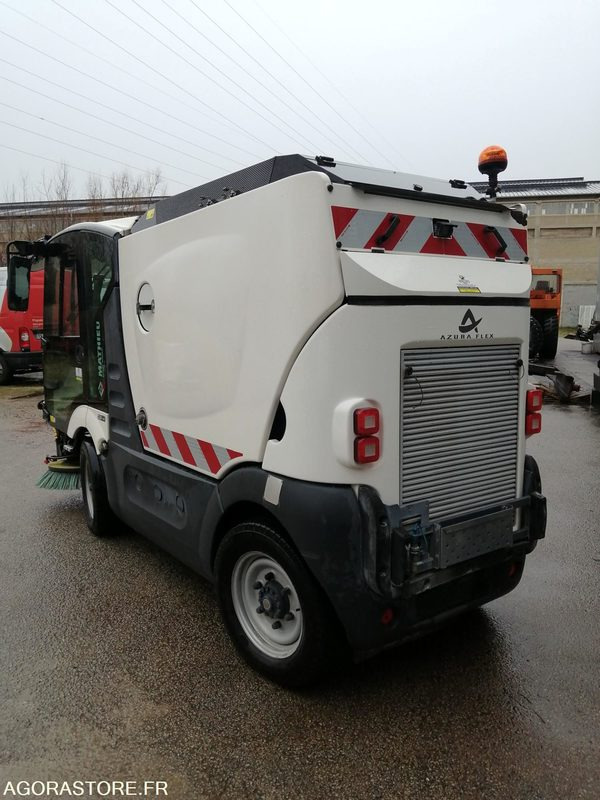 BALAYEUSE - MATHIEU - AZURA FLEX - 2020 / 4222 HEURES - Возило за метење: слика 4 BALAYEUSE - MATHIEU - AZURA FLEX - 2020 / 4222 HEURES - Возило за метење: слика 4