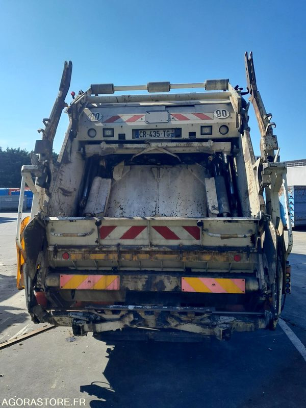 BOM DI 26T SCANIA GO (5614-VPIDF-66ICAM571X) - Камион за ѓубре: слика 5 BOM DI 26T SCANIA GO (5614-VPIDF-66ICAM571X) - Камион за ѓубре: слика 5