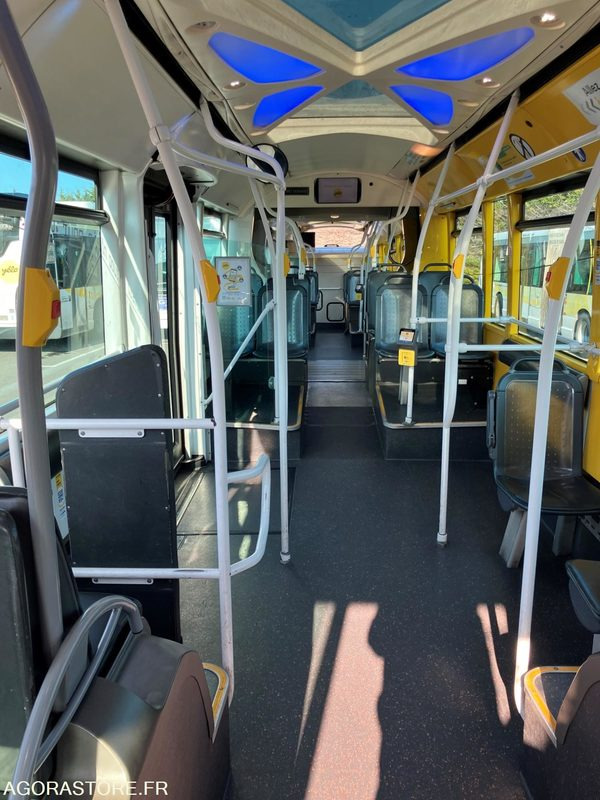 BUS HEULIEZ AG816LZ 372 - Зглобен автобус: слика 3 BUS HEULIEZ AG816LZ 372 - Зглобен автобус: слика 3