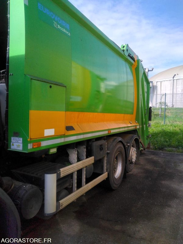 Benne à ordures ménagères Renault Eurovoirie Terberg - Камион за ѓубре: слика 3 Benne à ordures ménagères Renault Eurovoirie Terberg - Камион за ѓубре: слика 3