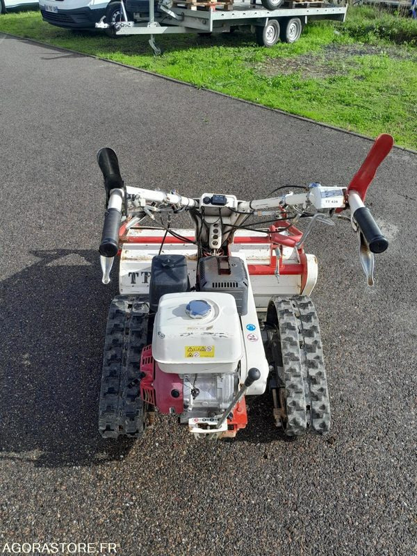 Broyeur à chenilles OREC HCR812 (BROY-19-0428-TAR) - Градинарска опрема: слика 3 Broyeur à chenilles OREC HCR812 (BROY-19-0428-TAR) - Градинарска опрема: слика 3