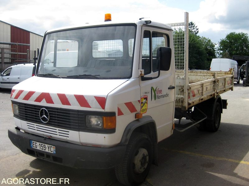 CAMION BENNE - Кипер: слика 1 CAMION BENNE - Кипер: слика 1