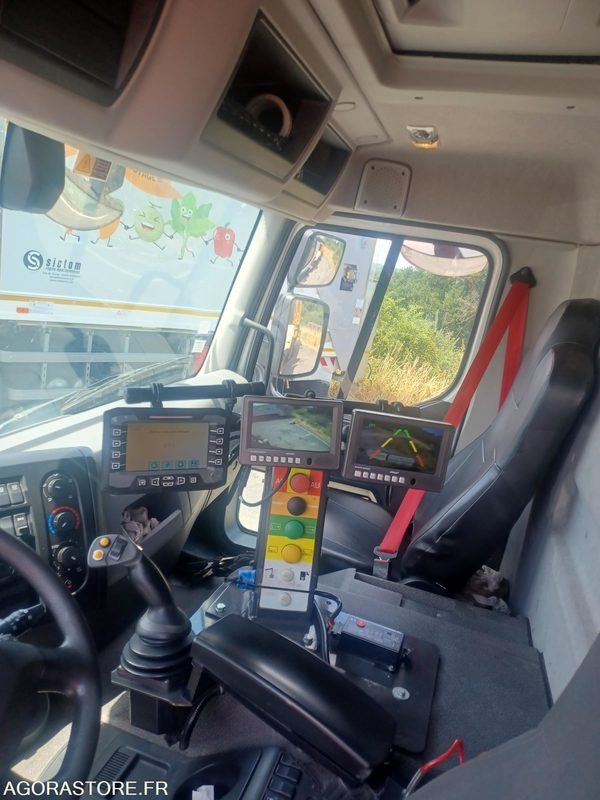 CAMION - BOM - RENAULT - D26 WIDE - 175 588KM - Камион за ѓубре: слика 4 CAMION - BOM - RENAULT - D26 WIDE - 175 588KM - Камион за ѓубре: слика 4