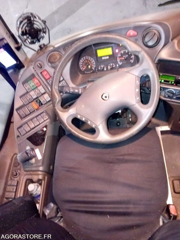 CAR IRISBUS RECREO N°11411 MEC 2009 - KM 264000 - Школски автобус: слика 5 CAR IRISBUS RECREO N°11411 MEC 2009 - KM 264000 - Школски автобус: слика 5