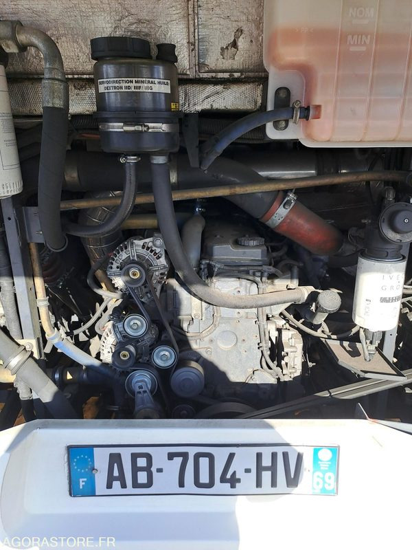 CAR-IRISBUS-RECREO N°12054(7590)-MEC-2009/276061 KM-AB704HV - Школски автобус: слика 4 CAR-IRISBUS-RECREO N°12054(7590)-MEC-2009/276061 KM-AB704HV - Школски автобус: слика 4