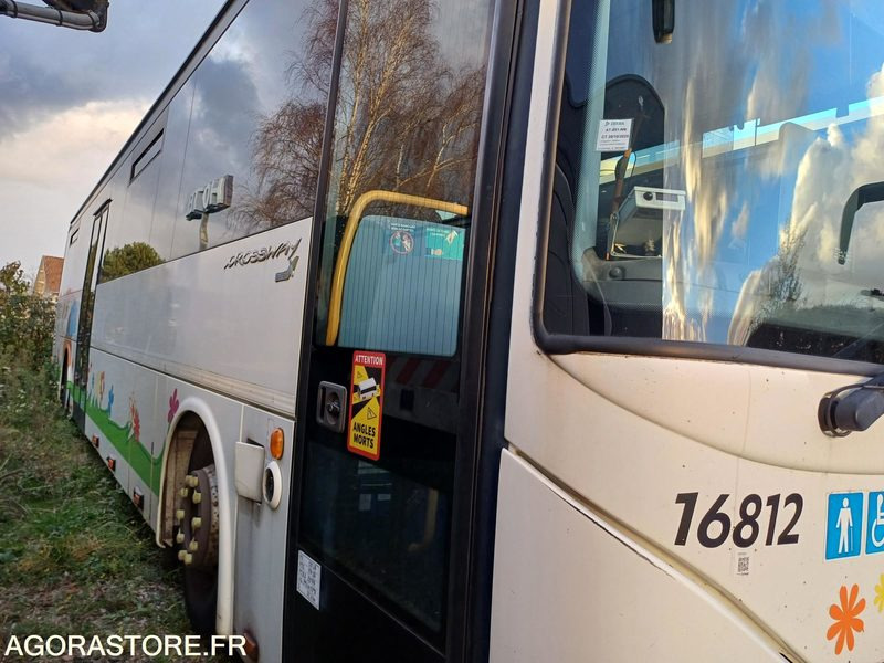 CAR IVECO CROSSWAY -N°16812 -MEC 2010 / 511000KM AT-851-NN - Школски автобус: слика 2 CAR IVECO CROSSWAY -N°16812 -MEC 2010 / 511000KM AT-851-NN - Школски автобус: слика 2