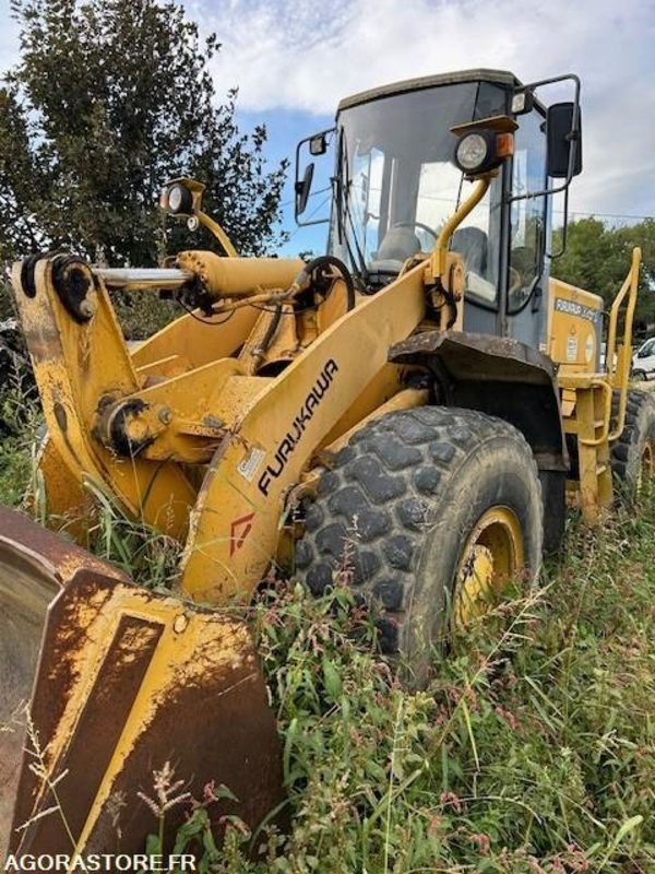CHARGEUSE FURUKAWA 335 - 2000 - 5800 HEURES - Натоварувач: слика 4 CHARGEUSE FURUKAWA 335 - 2000 - 5800 HEURES - Натоварувач: слика 4