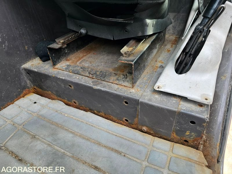 Дизел вилушкар CHARIOT ELECATEUR MANITOU MT732 - 2004 - 5207H: слика 10