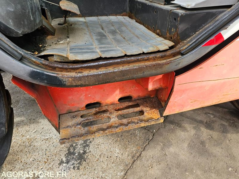 Дизел вилушкар CHARIOT ELECATEUR MANITOU MT732 - 2004 - 5207H: слика 14